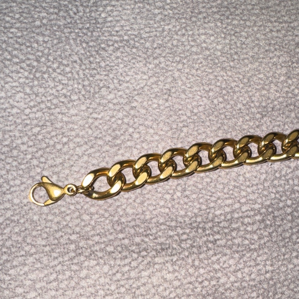 Dior Gold Chain Accessory - Picture 3 of 4